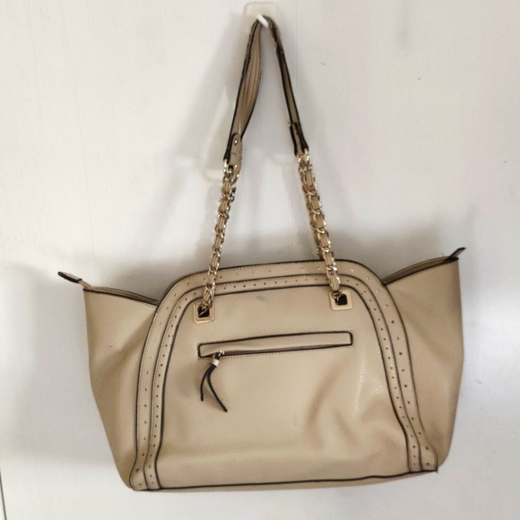 Jessica Simpson Floral Shoulder Bag - Picture 3 of 9